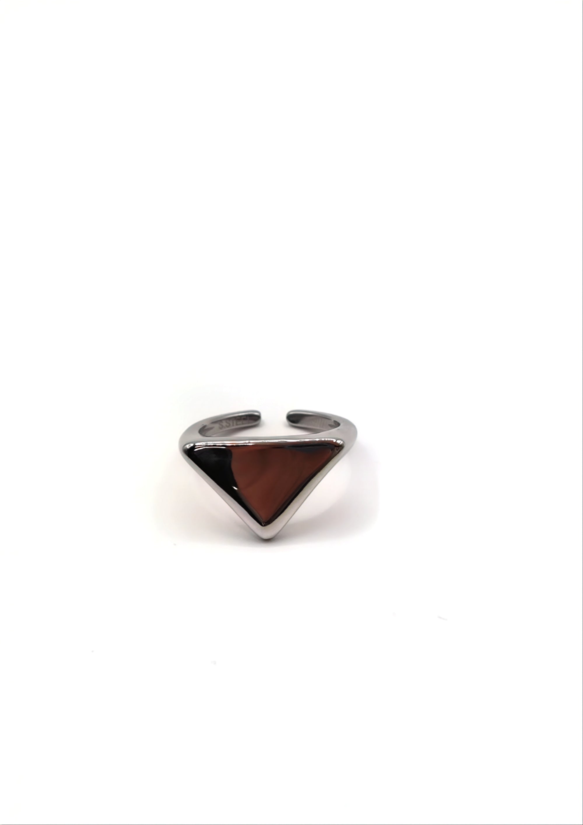 Anello Triangolo