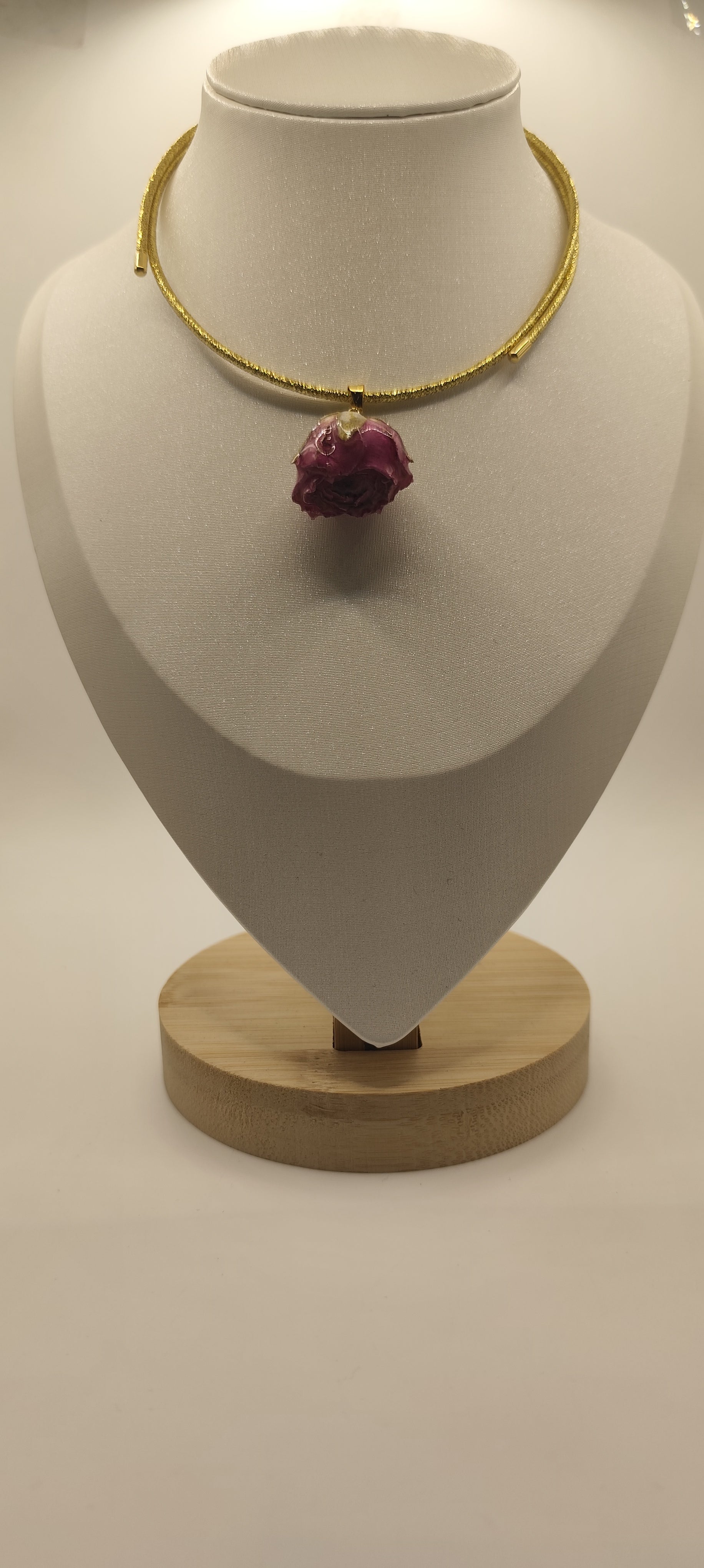 Collana Magnetica