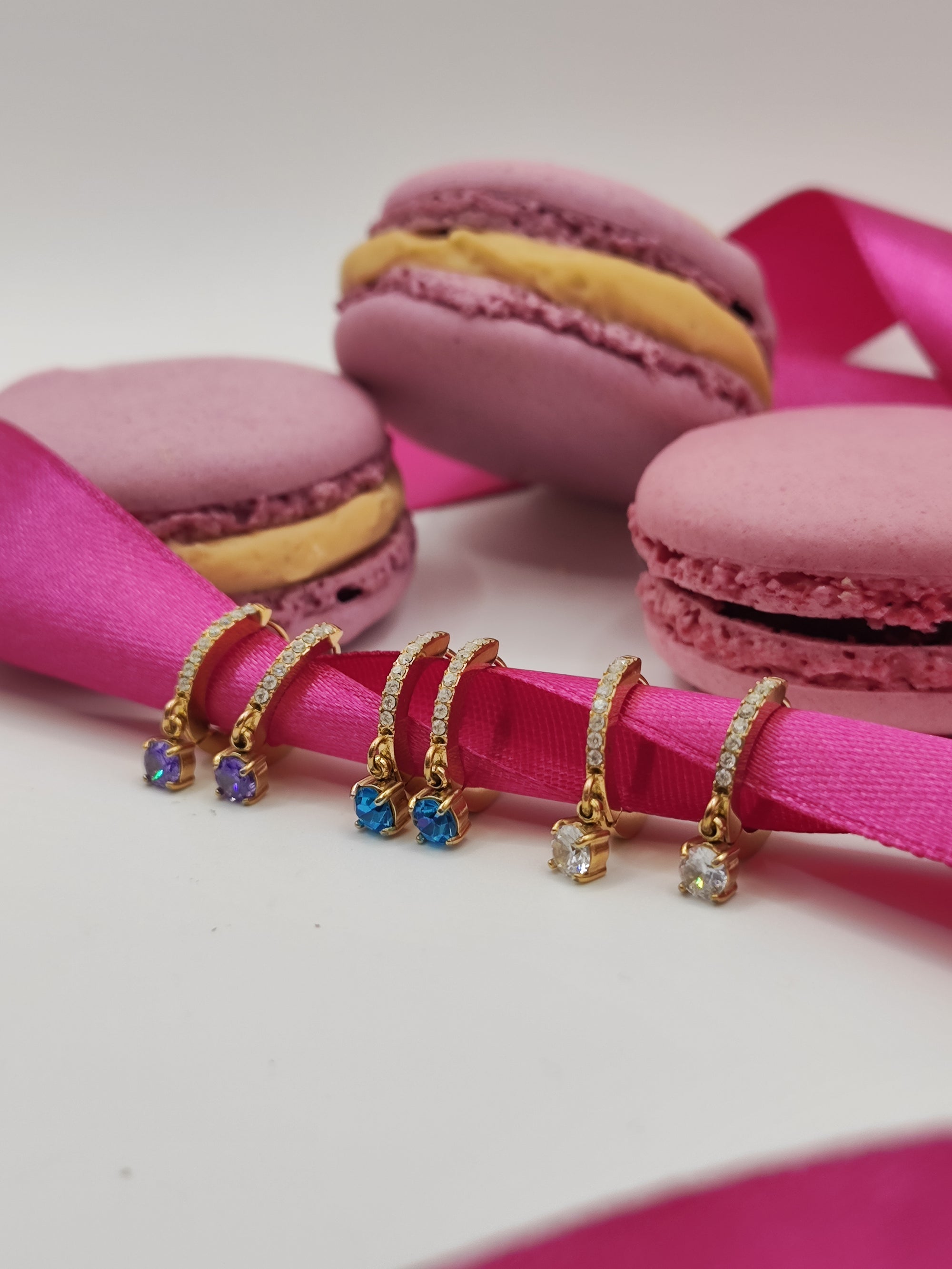 Orecchini Hoops zirconi tondi