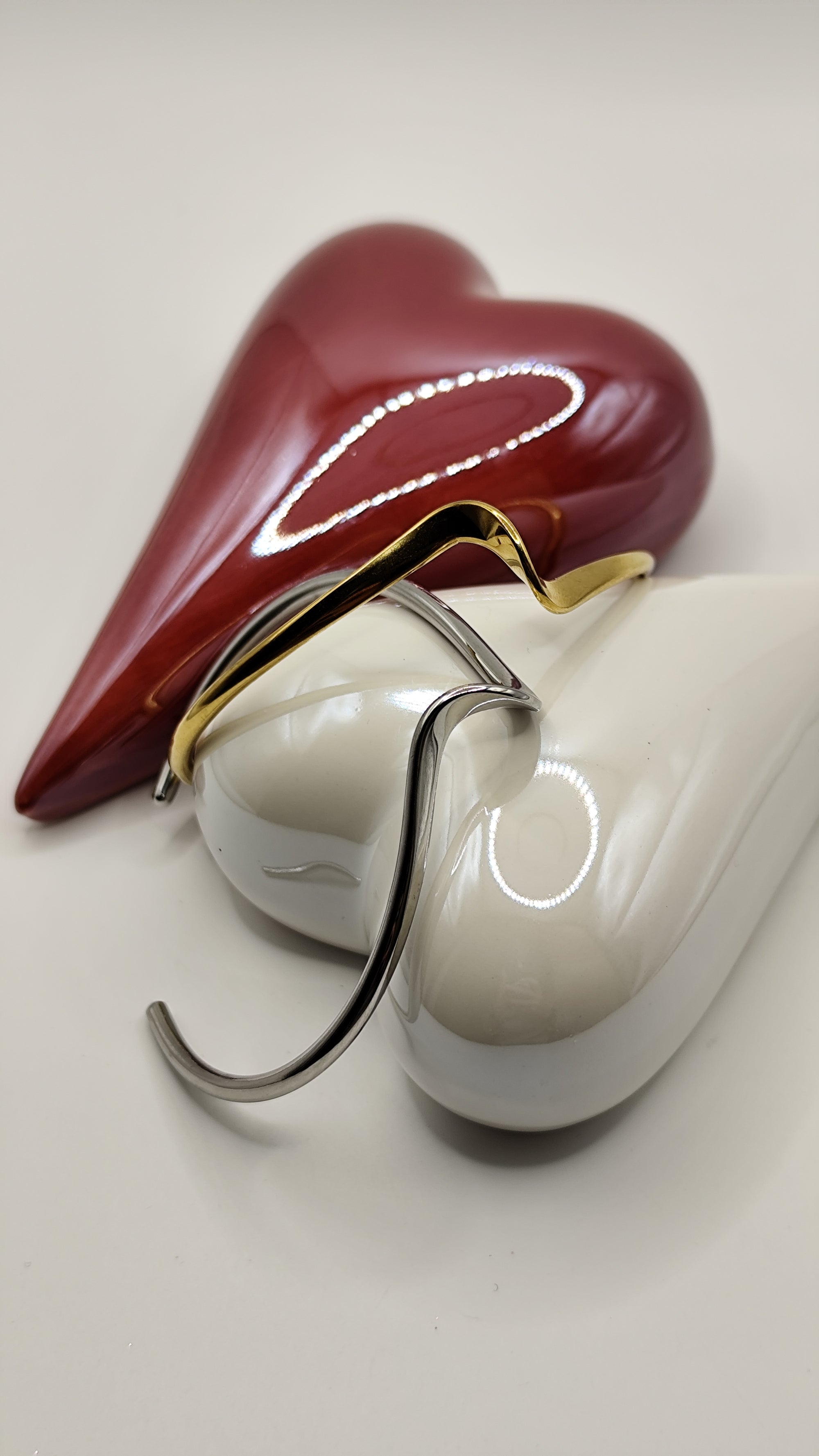 Bracciale rigido onda